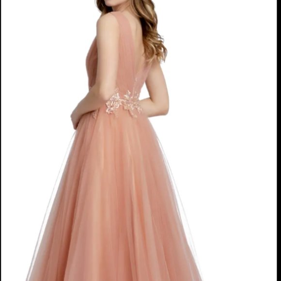 MAC DUGGAL ILLUSIONS EMBELLISHED BOAT NECK TULLE APRICOT BALL-GOWN sz 4 - Picture 2 of 6